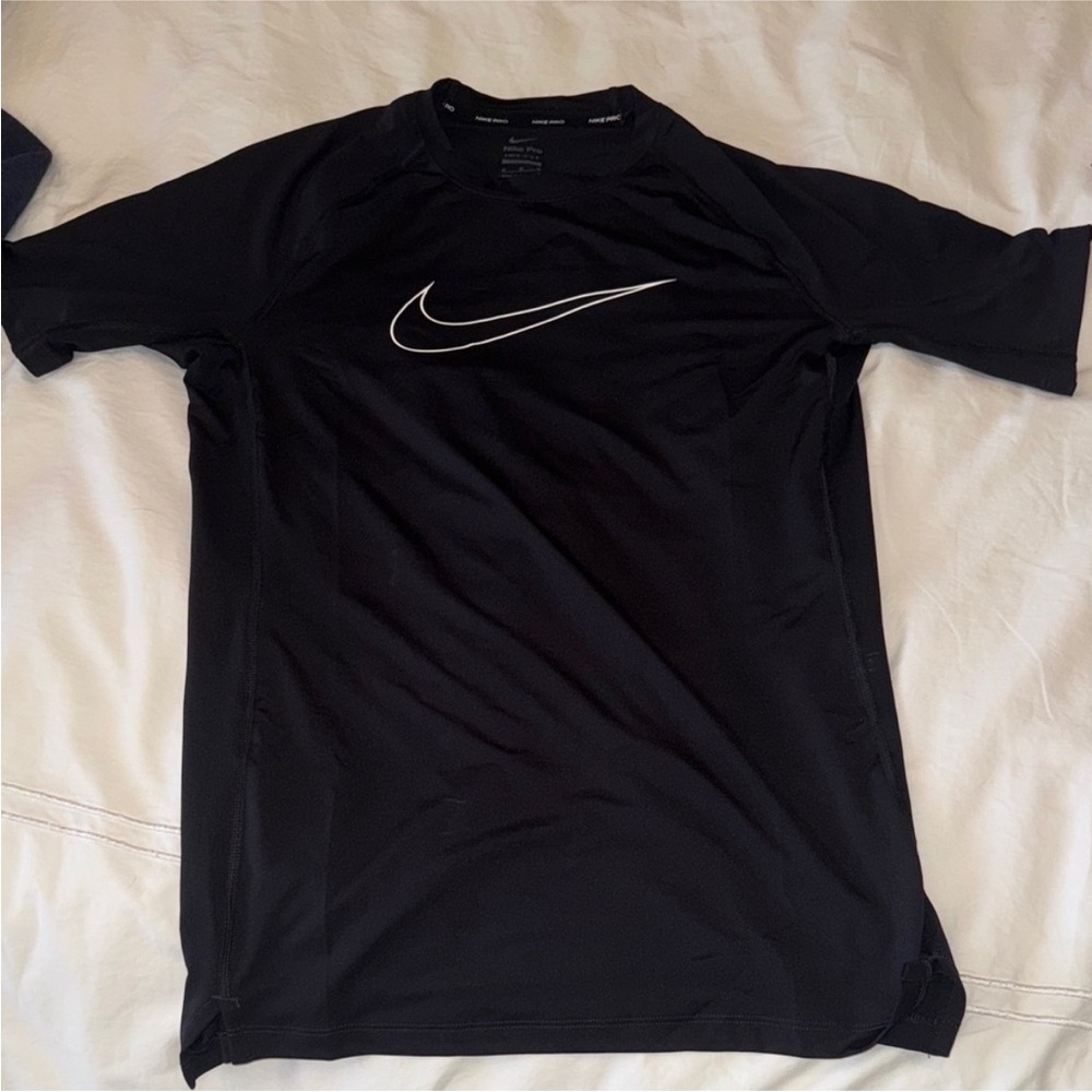 Brand New Nike Pro Dri Fit Men’s Medium Athletic T-Shirt